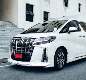 รถตู้ Alphard